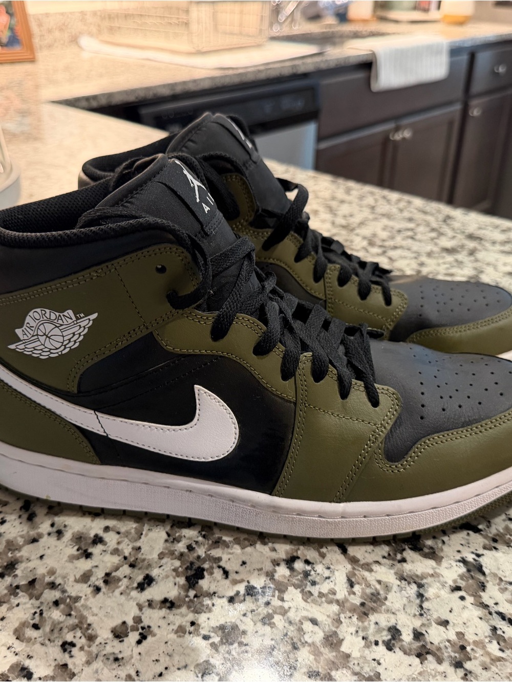 Jordan Mid-Top Sneakers in Olive Green/Black/White